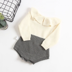 Ruffle collar long-sleeve knit romper for baby