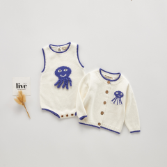 Ins European stylish infant baby cartoon octopus design sleeveless romper with coat wholesale
