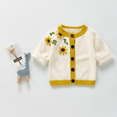Baby Girl Hand-made Daisy Floral Cardigan Outfit Wearing Wholesale