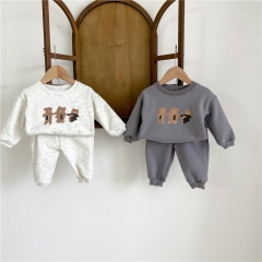 Baby Unisex Velvet in Bear Print Sets In Autumn & Winter Wholesale