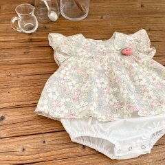 2022 summer baby girl strawberry pastoral broken flower style baby girl's clothes flying sleeve cute clothes romper wholesale