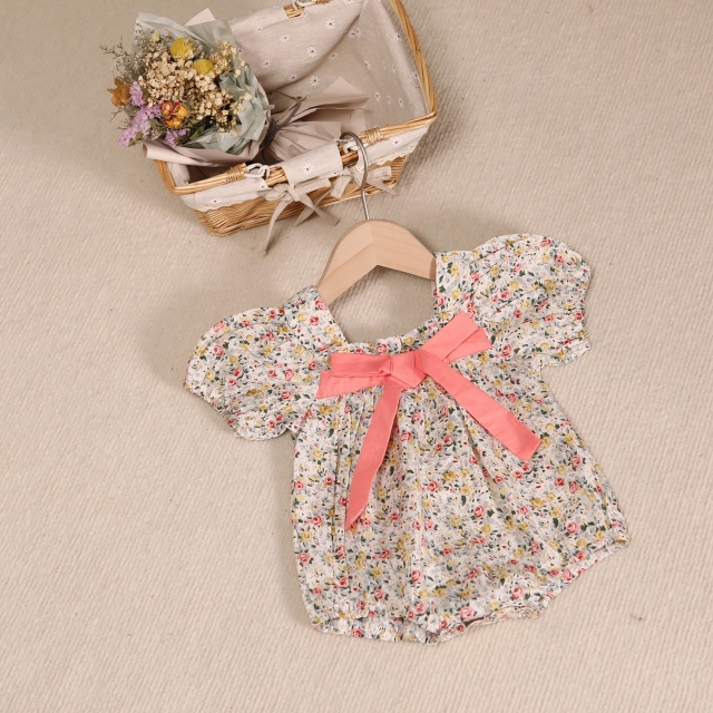 Baby Girl Floral Print Square Collar Bow Tie Front Short-sleeved Onesies Wholesale