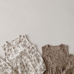 Baby Girl Sleeveless Floral Print Romper Combo Hat In Summer Outfit Wearing Wholesale