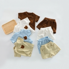 Baby Unsiex Embroidered Bear Pocket-on Solid Top Combo Shorts In Sets Wholesale