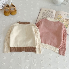 2023 Infant Baby Girls ButtonsKnit Cardigan With 2 Pockets Spring & Autumn Knitwear Wholesale