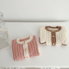 2023 Infant Baby Girls ButtonsKnit Cardigan With 2 Pockets Spring & Autumn Knitwear Wholesale