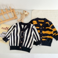 2023 New Autumn Infant Baby Boys Embroidery V Collars Knit Cardigan Spring & Autumn Knitwear Wholesale
