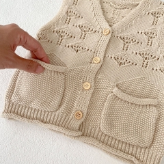 2023 Baby Unisex In Autumn 2 Colors With Pockets Hollow-out Solid Knitting Vest Wholesale