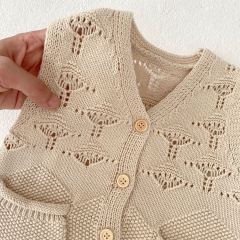 2023 Baby Unisex In Autumn 2 Colors With Pockets Hollow-out Solid Knitting Vest Wholesale