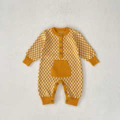 2023 New Autumn Infant Baby Unisex Grid With Pocket Long Sleeve Jumpsuit Wholesale