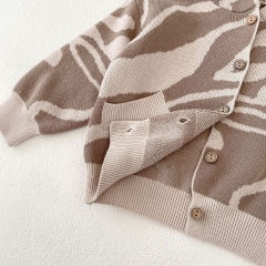 2023 Baby Girls In New Autumn Texture Long-sleeved Cardigan With Hat Wholesale