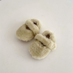 Adorable Plush Unisex Baby Shoes: Slip-resistant, Insulated, Durable, Sweet Design - 5 Colors Available