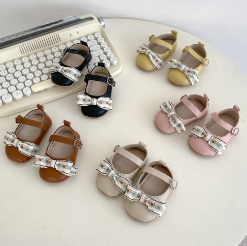 2024 New Summer Infant Baby Girls Soft Slip-resistant Shoes Wholesale