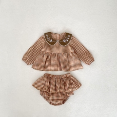 2024 Autumn Infant Baby Kids Girls Flowers Embroidery Collar Long Sleeves Plaid Top With Bloomers Sets Wholesale