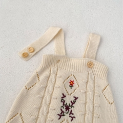2024 Autumn Infant Baby Girls Floral Embroidery Pattern Long Sleeves Hollow-out Cardigan With Strap Bodysuit Onesies Sets Wholesale