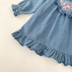 2024 New Arrival Autumn Denim Infant Baby Girls Flowers Embroidery Pattern Dress Wholesale