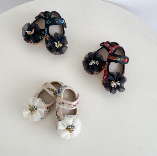 2024 New Autumn Infant Baby Girls Tulle Flower Attached Slip-resistant Toddler Shoes Wholesale