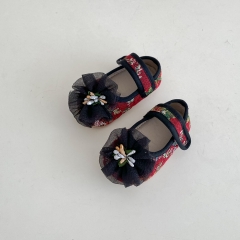 2024 New Autumn Infant Baby Girls Tulle Flower Attached Slip-resistant Toddler Shoes Wholesale