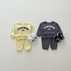 Casual and Versatile Two-Piece Set: Letters Print Top Pullover and Pants for Baby and Toddlers Wholesale