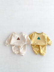 2024 Autumn Infant Baby Kids Simple Letters and Geometric Print Long Sleeves Top + Trousers Casual Sets Wholesale