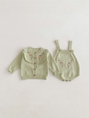 2024 Autumn Infant Baby Girls Flowers Embroidery Pattern Long Sleeves Cardigan With Strap Bodysuit Onesies Sets Wholesale