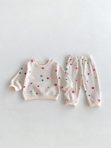 2024 Autumn Infant Baby Unisex Colorful Heart Pattern Long Sleeves Pullover With Pants Casual Sets Wholesale