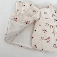 Baby and Toddler Girls' Thick Thermal Fly Sleeves Flowers Pattern Vest Coat Wholesale