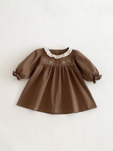 2025 Spring Infant Baby Kids Girls Simple Vintage Flowers Embroidery Princess Long Sleeves Dress Wholesale