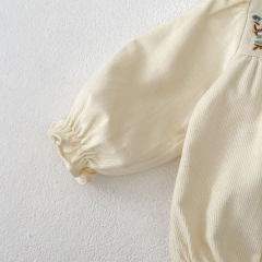 Infant Baby Girls Ruffle Neck Long-sleeved Floral Embroidered Pattern One Piece Bodysuit Onesies Wholesale