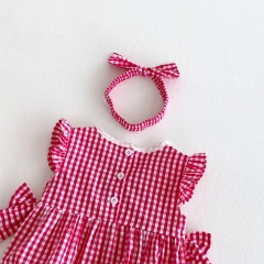 2025 Summer Infant Baby Girls Strawberry Embroidered Pattern Sleeveless Onesies Bodysuits Wholesale