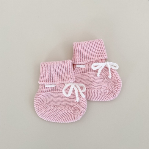 2025 New Autumn and Winter Infant Baby Unisex Knitted Butterfly-bow Decorated Socks Wholesale