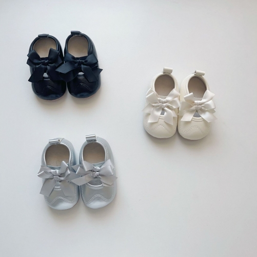 2025 New Arrival All-season Infant Baby Girls Butterfly-bow Decorated Slip-resistant Toddler Shoes Wholesale