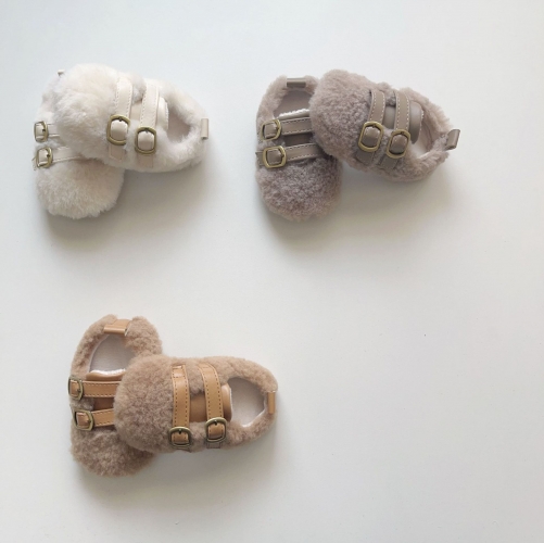 2025 New Arrival Winter Infant Baby Unisex Slip-resistant Fluffy Plain Toddler Shoes Wholesale