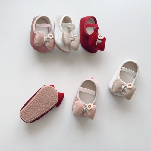 2025 Autumn New Arrival Infant Baby Girls Cute Butterfly-bow Decorated Slip-resistant Toddler Shoes Wholesale