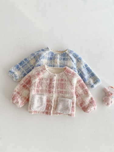 New Arrival Autumn and Winter Infant Baby Unisex Fluffy Warm Long Sleeves Plaid Coat Wholesale New Arrival Autumn and Winter Infant Baby Unisex Fluffy Warm Long Sleeves Plaid Coat Wholesale