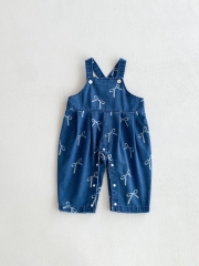 2025 Autumn Infant Baby Girls Butterfly-bow Pattern Denim Overalls Wholesale