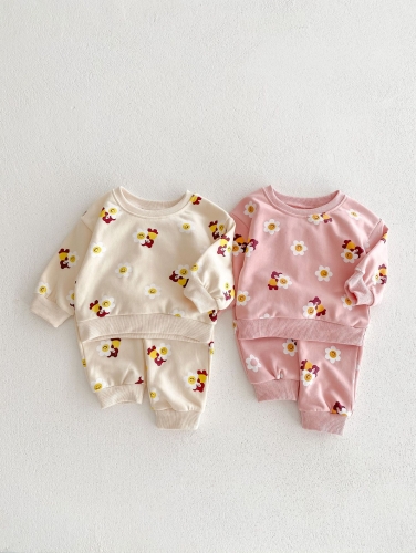 2026 Spring and Autumn Infant Baby Kids Girls Long Sleeves Floral Pattern Cartoon Pullover with Pants Sets Wholesale