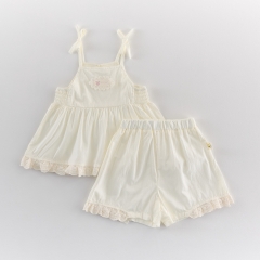 Summer Infant Baby Girls Cartoon Pattern Sleeveless Vest and Lace Trim Shorts Set Wholesale
