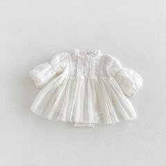 Spring and Autumn Infant Baby Girls Solid Color Long Sleeves One Piece Lace Trim Embroidered Onesies Dress Wholesale