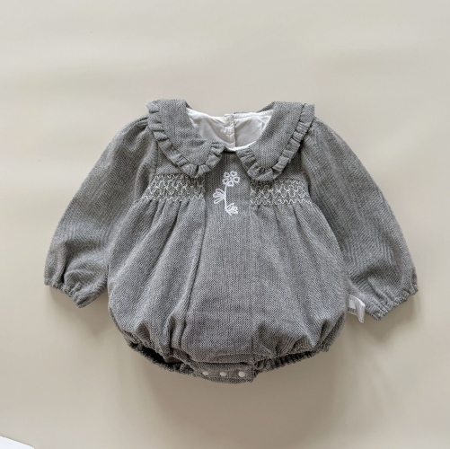Spring and Autumn Infant Baby Girls Long Sleeves Flowers Embroidered Onesies Wholesale