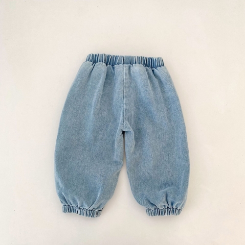 2026 Spring and Autumn New Arrival Baby Kids Girls Flowers Embroidered Denim Jeans Wholesale