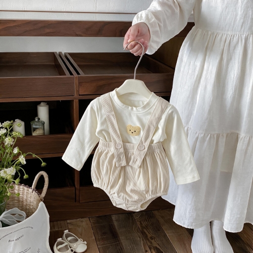 Autumn Infant Baby Kids Long Sleeves Beige Top and Strap Overalls Clothing Sets Wholesale